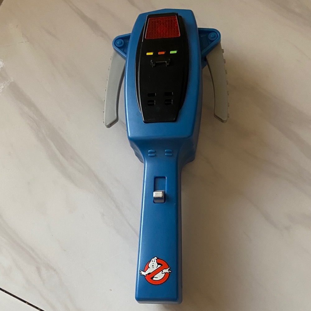 Hasbro Ghostbusters Blue P.K.E. Shocker Role Play Toy